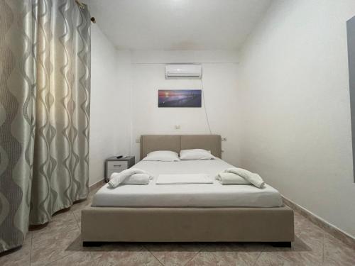 Apartment with Balcony image 9