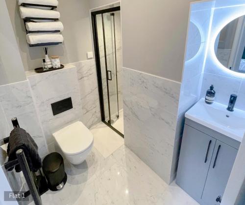 1 Bed Apartments - Central Bath, Bath (photo 6)