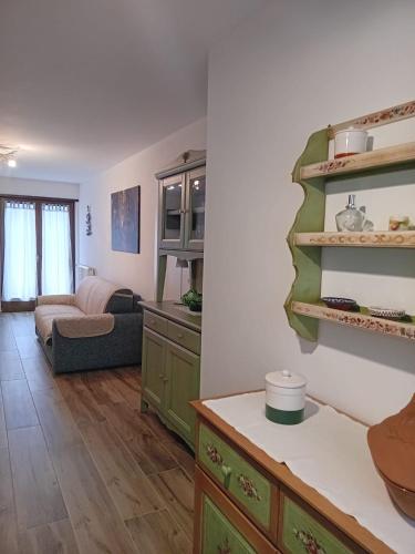 2 bedrooms, 3 beds
