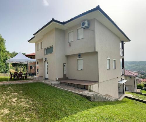 Villa Ilijas 3 bedrooms in Podlugovi