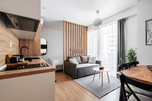 Aura Tower Aparments by In Property in Rafailovici