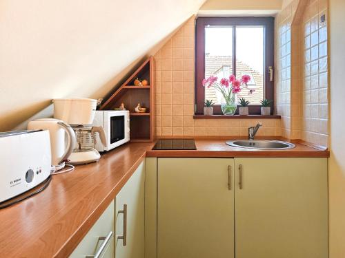 One-Bedroom Apartment with Balcony image 7