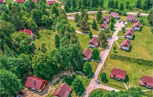 Сад, 2 Bedroom Cozy Home In Gietrzwald in Пентіни