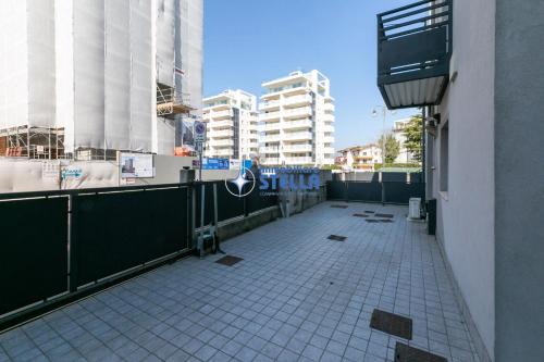 Apartment with Garden View image 1