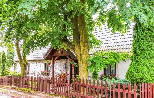 Viesnīcas āriene, Stunning Home In Pleszew With Wifi in Zawidowice