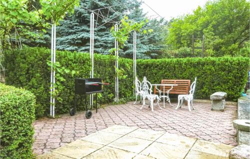 Viesnīcas āriene, Stunning Home In Pleszew With Wifi in Zawidowice
