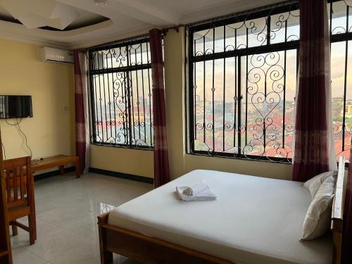 . Lepee hotel