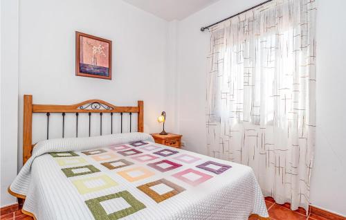 Stunning home in Periana w/ Outdoor swimming pool WiFi and 3 Bedrooms - image 13