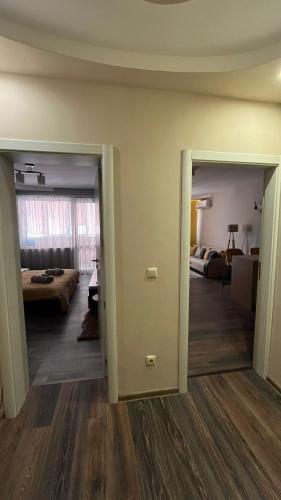 avla, John Apartment 2 in Strumsko Industrial Zone