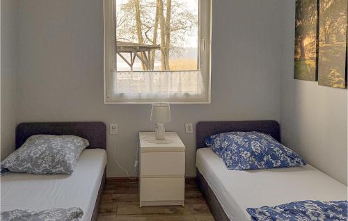 2 Bedroom Pet Friendly Home In Wilcze