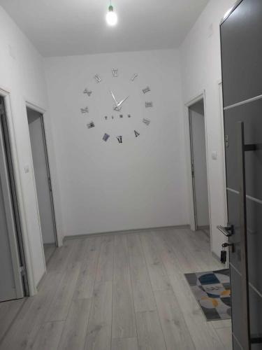 Riverside house, Berat