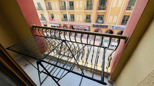 Spacious Furnished studio with balcony Spain cluster International city, Dubái (foto 10)