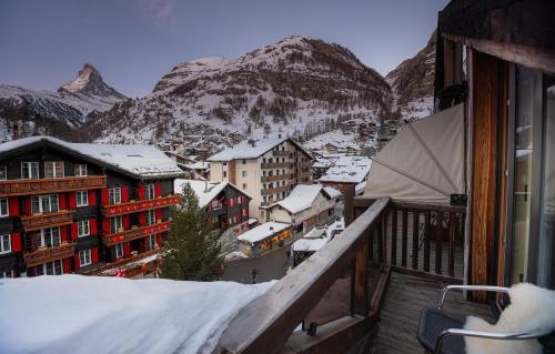573304647 Hotel Bellerive