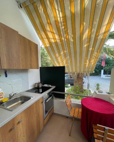 Apartment with Garden View image 5