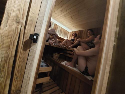 Szauna, Bienvenue Au Grand Cœur Chaux in Consolation-Maisonnettes