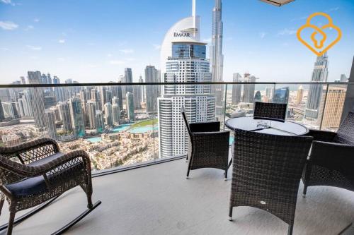 Keysplease 3 BR Burj View, Dubai Mall Access Boulevard Point Tower, Dubai