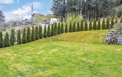 Amazing Apartment In Fjell - Lokøy