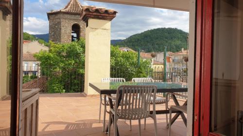  Casa Lola - Terraza panorámica en el centro del pueblo in Sant Joan de les Abadesses
