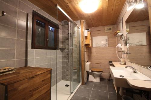 Chalet Bobech - Chalet traditionnel décor bois, très chaleureux et convivial. MAE-3379, Tignes (photo 10)