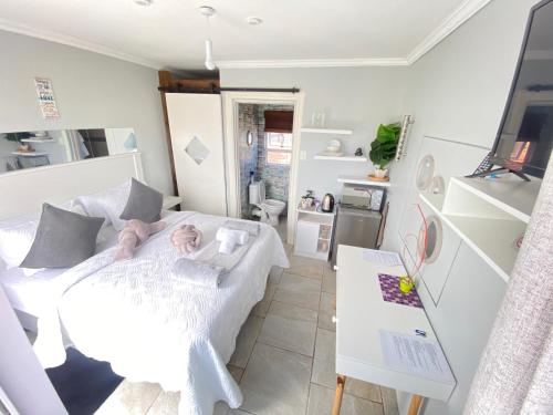 Kwaaami Room Type - One-Bedroom Apartment