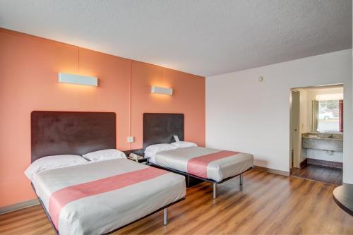 Motel 6-Somerset, KY in Somerset, USA