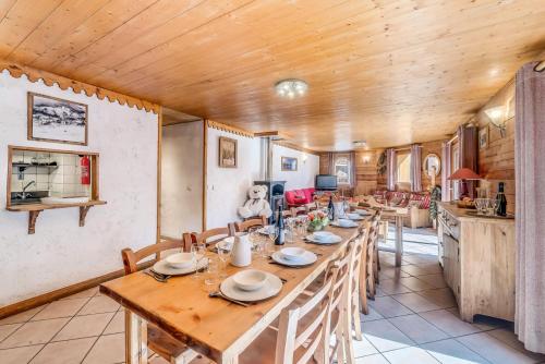 Chalet Gypaete - Chalet Traditionnel 180m2 - 6 chambres, 6 salles de bain, jacuzzi MAE-5886 near Lo Soli