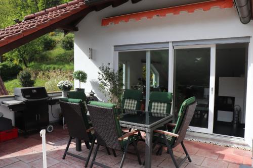Létesítmények, Residenz Waldblick 5 STERNE Penthouse-Ferienwohnung Klassifizierung DTV in Wachenheim an der Weinstrasse