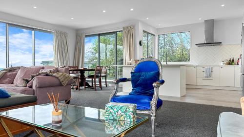Murrays Gem l Modern 4bed Stunner l Sea View & Spa!, Auckland (zdjęcie 9)