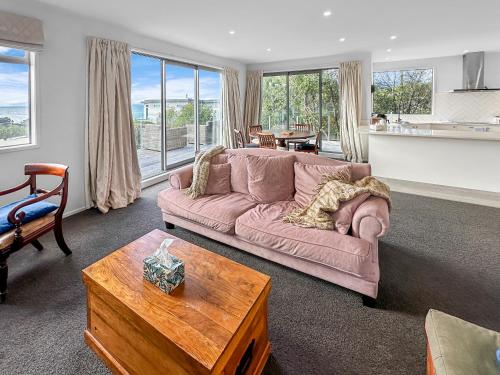Murrays Gem l Modern 4bed Stunner l Sea View & Spa!, Auckland (zdjęcie 8)