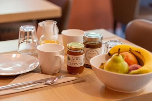 Hotel Les Bellugues - image 13