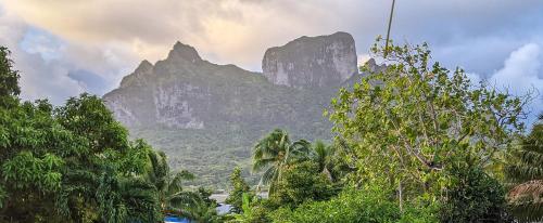 Tiki Ora Lodge - Tiki in เกาะโบราโบร่า
