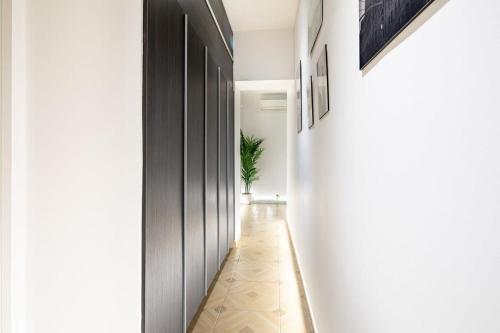 Central Comfy Home - image 11