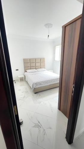 3 bedrooms, 6 beds
