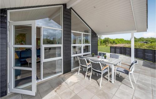 Exterior view, 3 Bedroom Amazing Home In Tarm in Hemmet