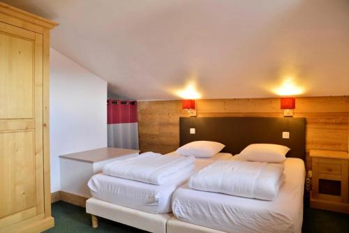 Residence Le Centaure - Bel appartement pour 6 personnes · Ski aux pieds · Vue sur les pistes MAE-05 in La Plagne