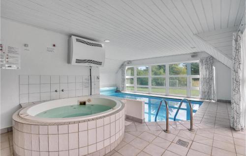 Swimming pool, Beautiful Home In Rømø With Sauna in Romo Kirkeby