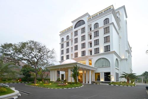 The Sahira Hotel ( SYARIAH HOTEL ) (The Sahira Hotel (Syariah Hotel))
