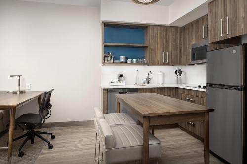 Element Seattle Sea-Tac Airport Element Seattle Sea-Tac Airport