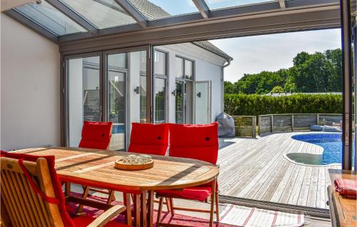 Viesnīcas āriene, 4 Bedroom Stunning Home In Ramdala in Brandamala