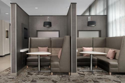 Residence Inn by Marriott Syracuse Downtown at Armory Square - image 6