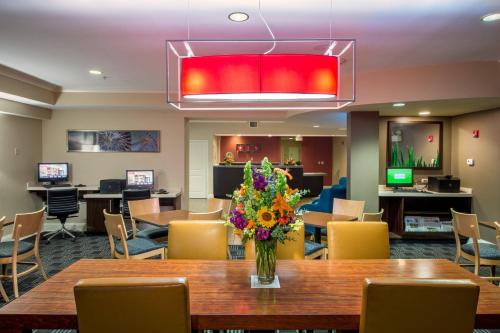 TownePlace Suites by Marriott Baltimore BWI Airport in Linthicum Heights, USA