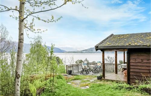 . 2 Bedroom Beautiful Home In Balestrand