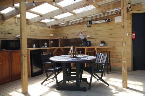 Delightful 1 bedroomed tiny house with sauna