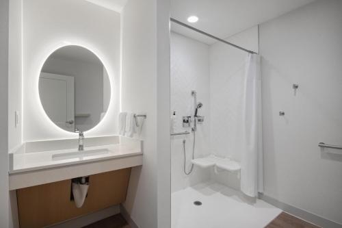 TownePlace Suites by Marriott New Philadelphia - image 13