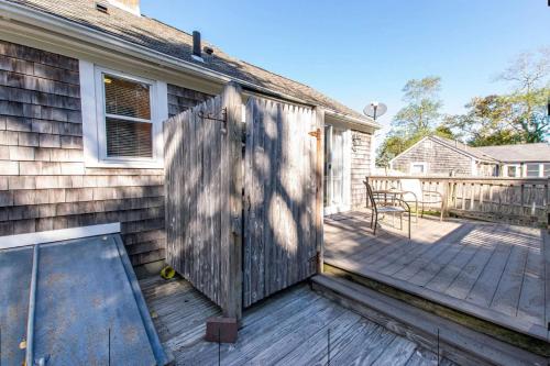 Erkély/terasz, Waterfront Cape Cod Home in West Dennis (MA)