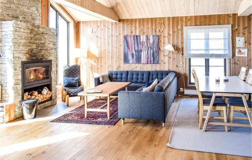 4 Bedroom Beautiful Home In Øyer in Oyer