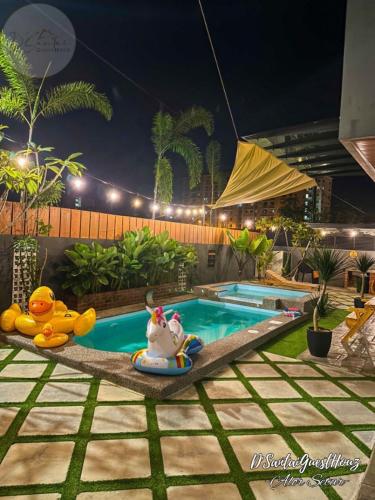 D'Santai GuestHouz with Luxurious Private Pool for ISLAMIC – khách sạn tại Langgar