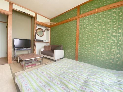 Double Room with Shared Bathroom