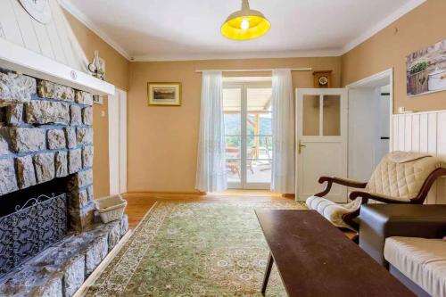 Holiday home in Bribir 39113 in 巴里比