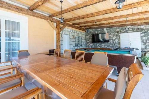 娛樂設施, Holiday home in Bribir 39113 in 巴里比